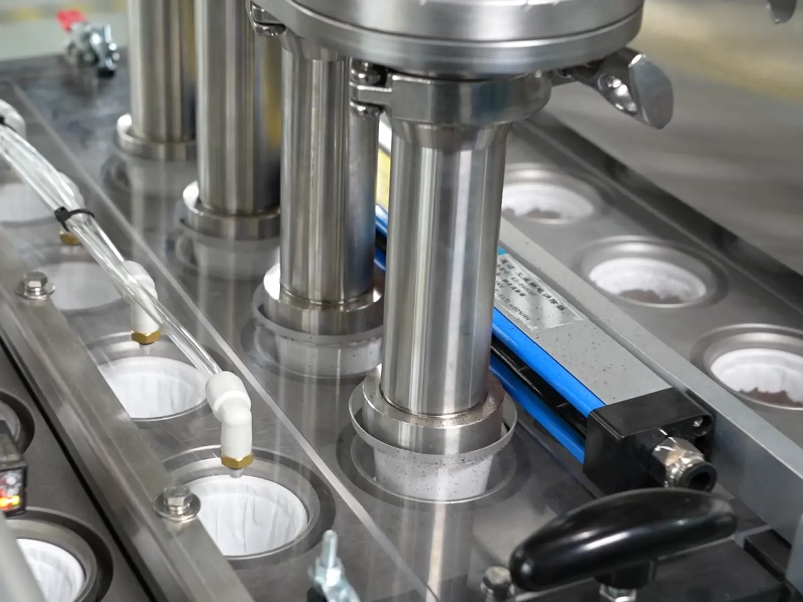 HB410 K-Cup filling and nitrogen protection